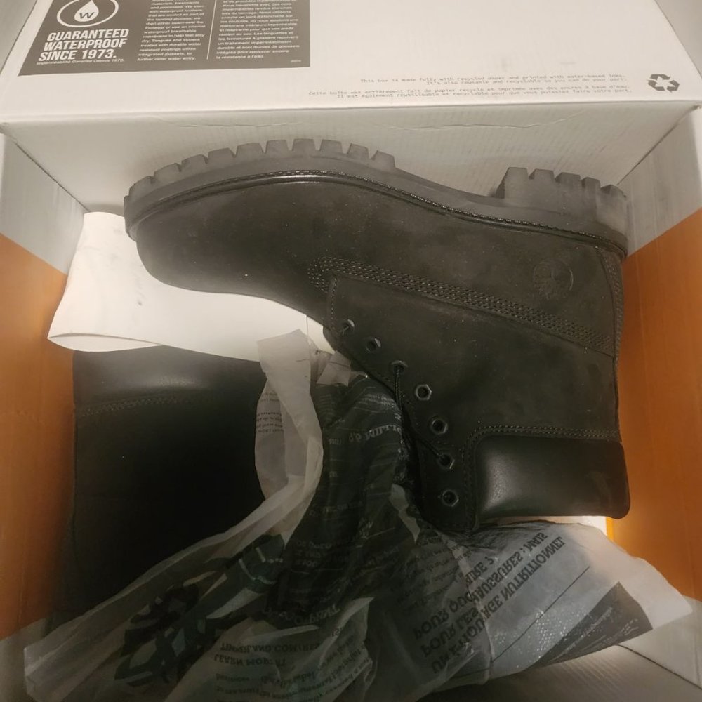 Timberland boots - Picture 1 of 2